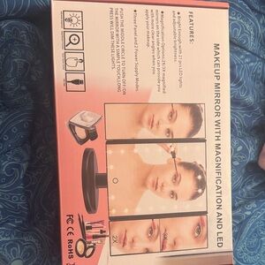 LED Makeup Mirror with Magnification - Black